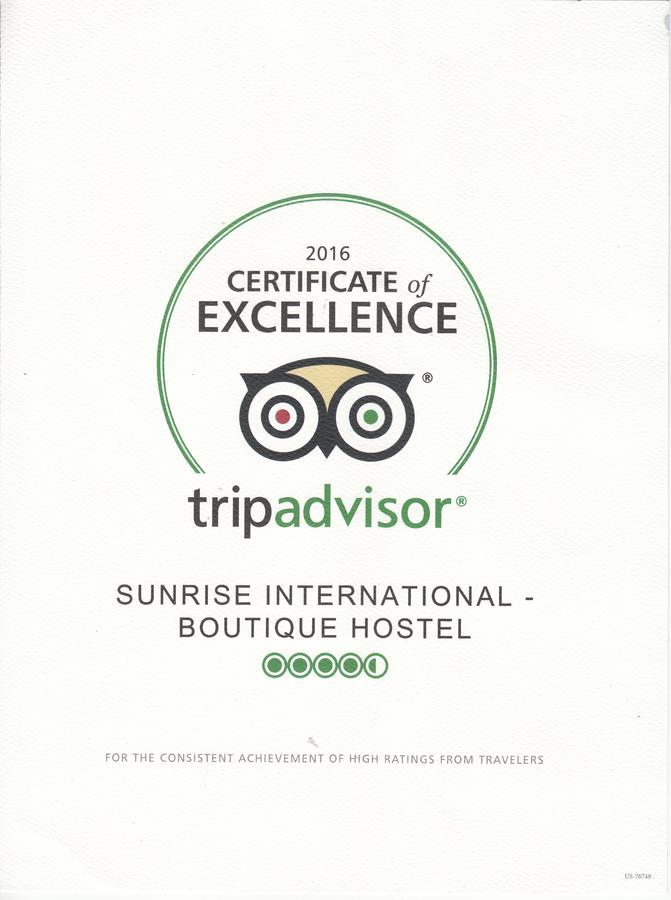 Sunrise International - Boutique Hostel Kowloon  Exterior photo